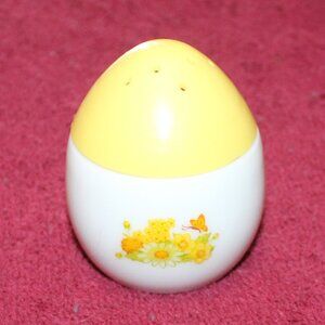 Vintage Buttercup Salt Shaker Sachet 1.5oz Milk Glass